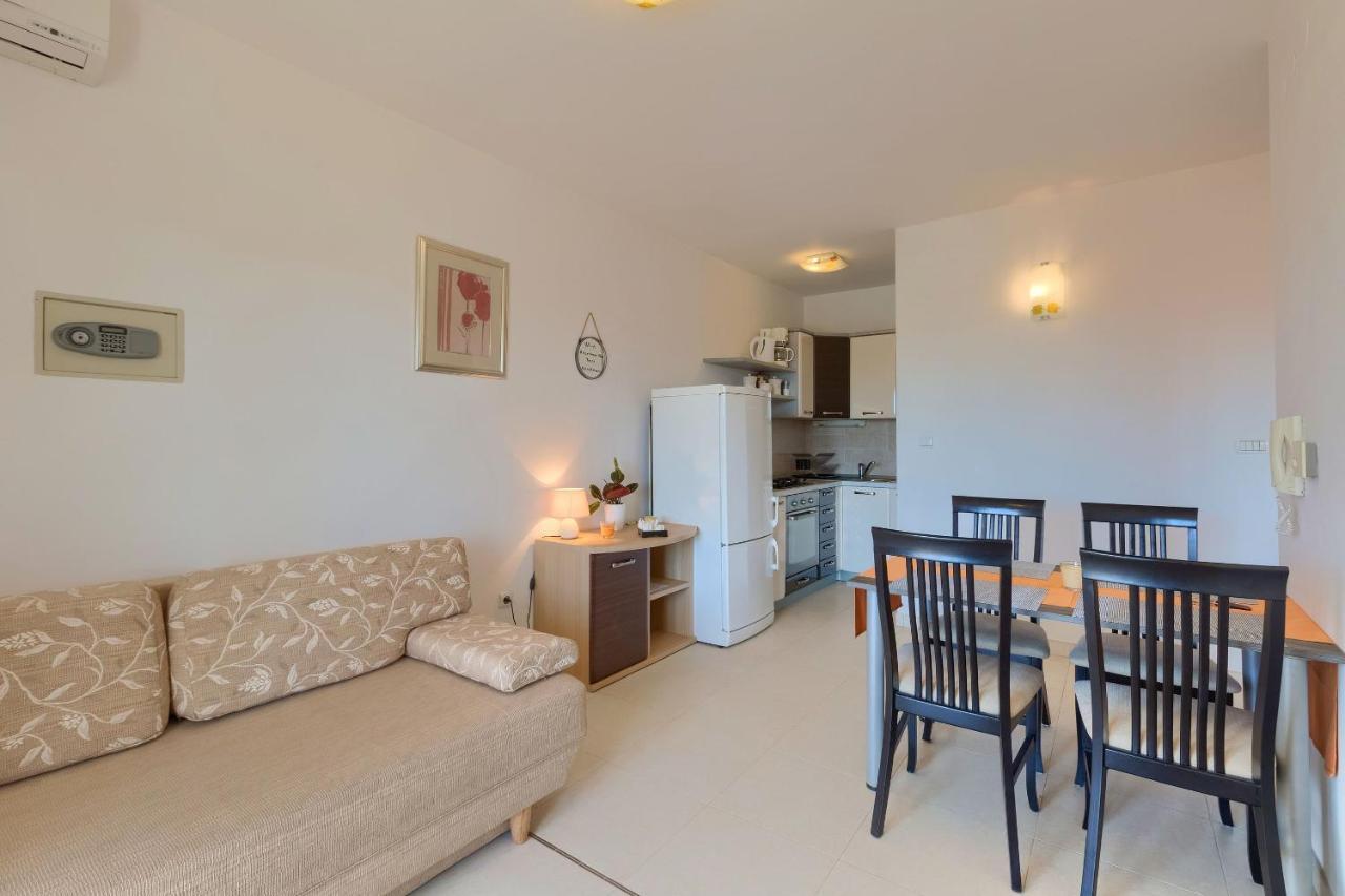 Apartments Boris Fažana Εξωτερικό φωτογραφία